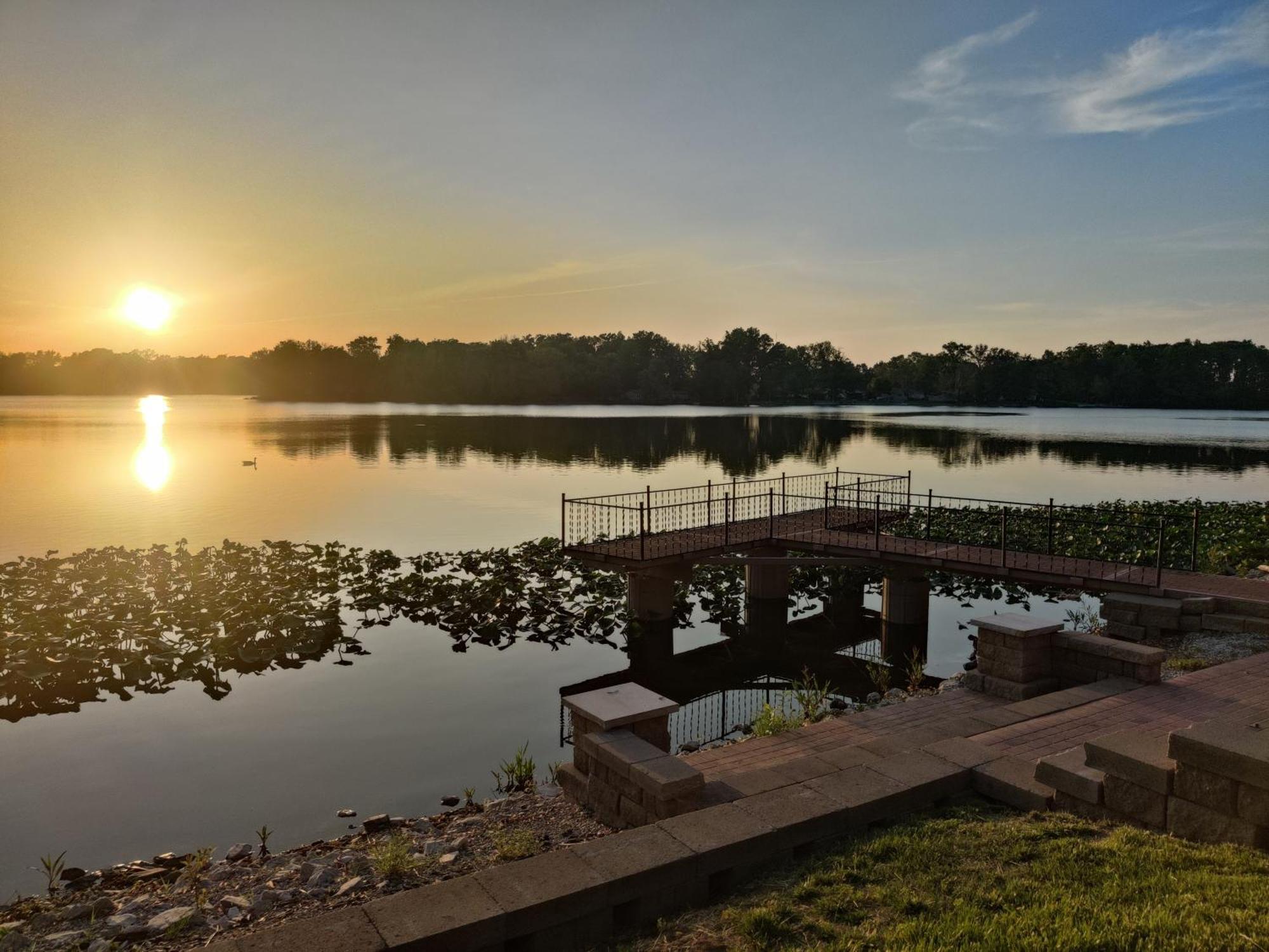 Peninsula Paradise - North Du Quoin Exterior photo